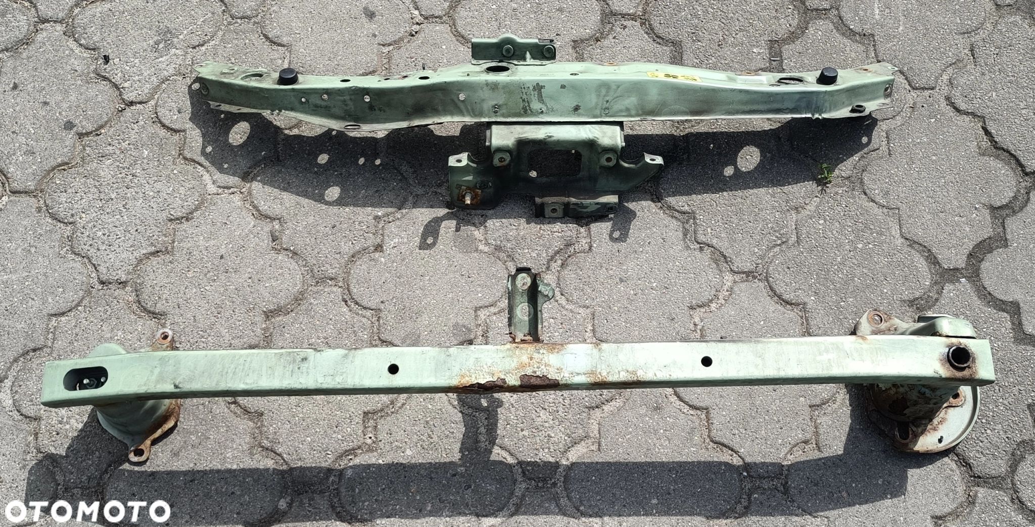 Micra K12 pas przedni wzmocnienie górne kolor D30, J11 Nissan - 1