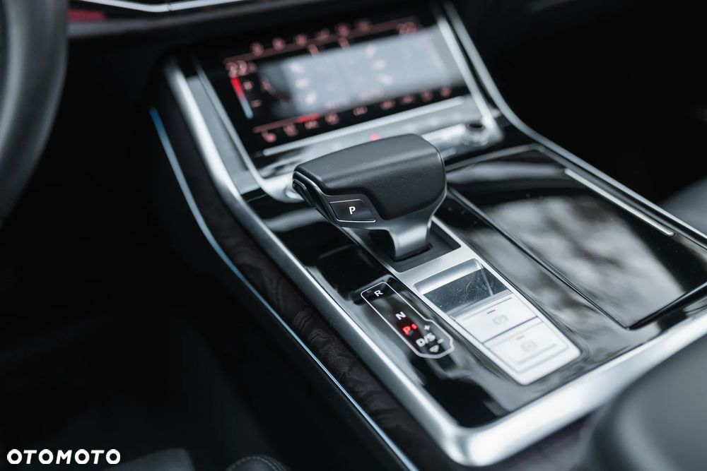 Audi Q8 50 TDI mHEV Quattro Tiptronic - 25