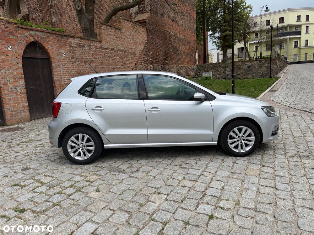 Volkswagen Polo 1.2 TSI (Blue Motion Technology) Comfortline - 24
