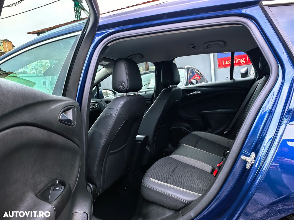 Opel Astra 1.5 D Start/Stop Business Elegance - 14