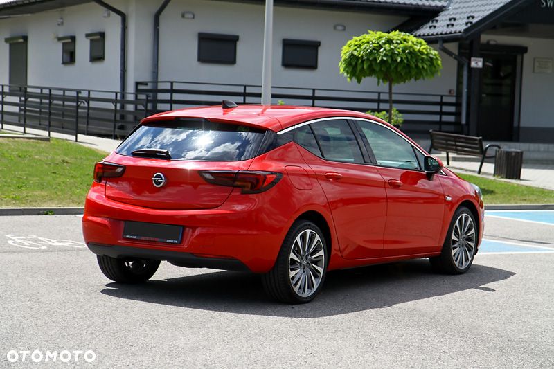 Opel Astra 1.6 D Start/Stop Dynamic - 2