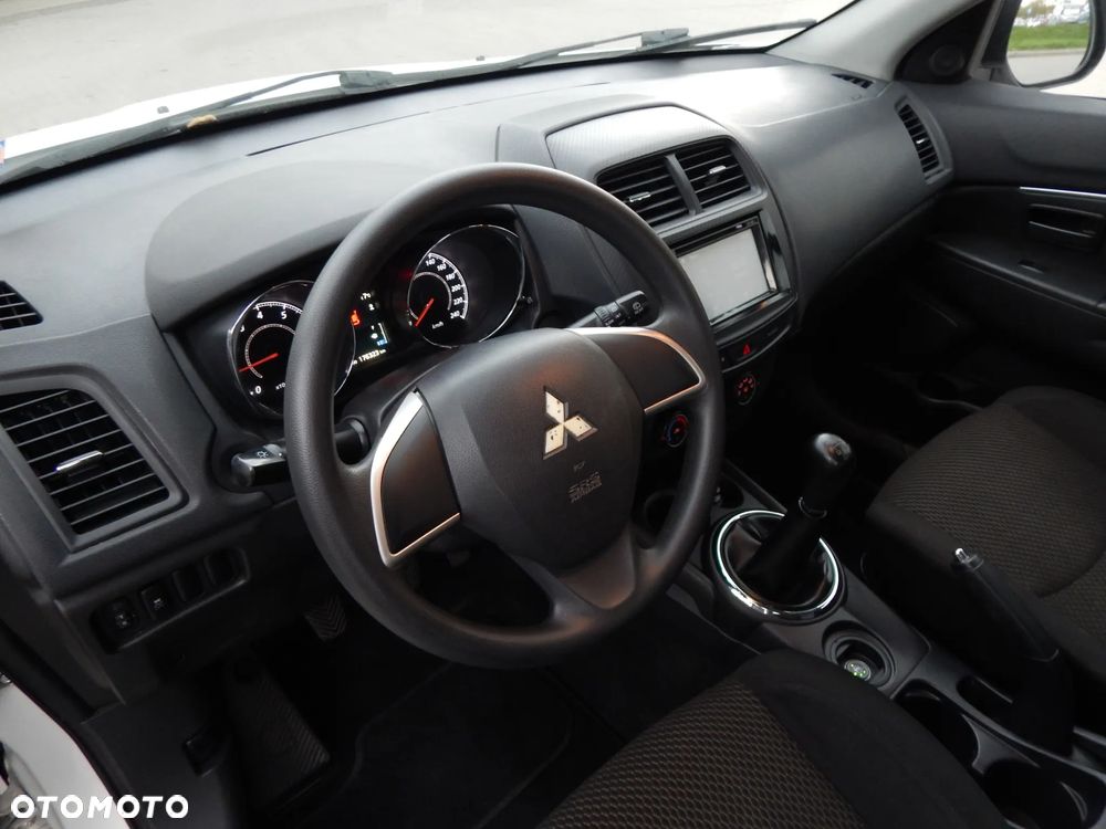Mitsubishi ASX 1.6 2WD SUV-Star - 15