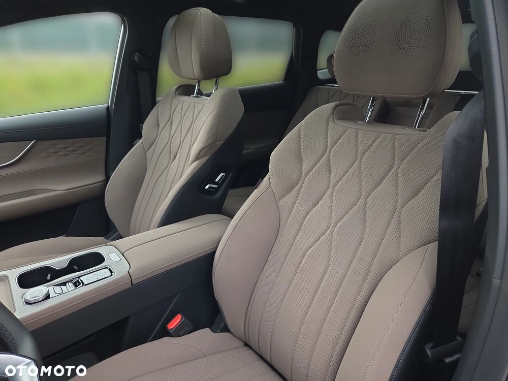 Chery Tiggo 8 1.5 T-GDI Super Hybrid Prestige DCT - 12
