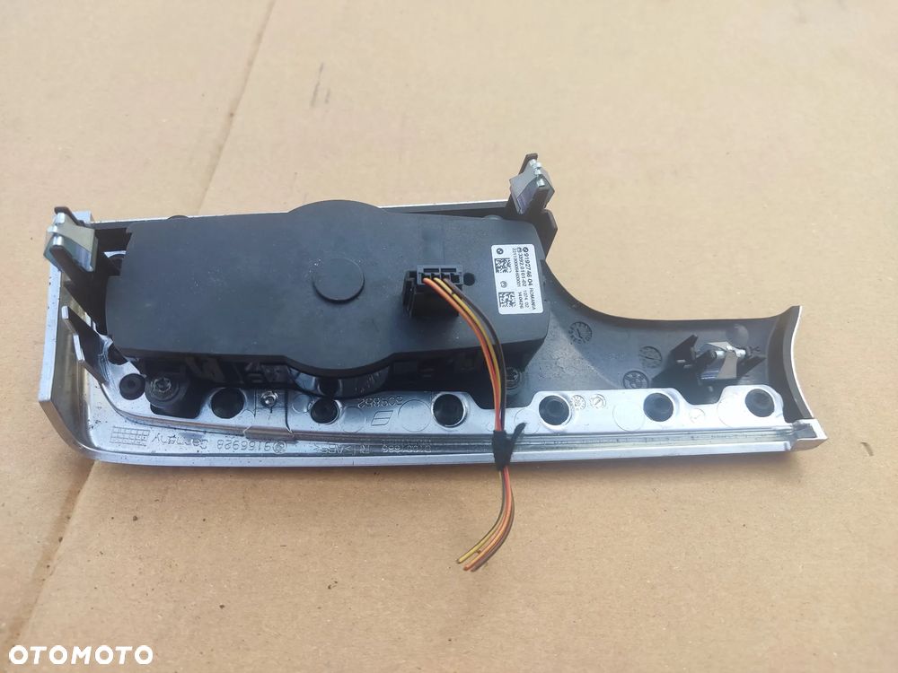 WŁĄCZNIK PRZEŁĄCZNIK ŚWIATEŁ LISTWA OZDOBNA DEKOR DESKI BMW 750i F10 9192744  9166928 - 2