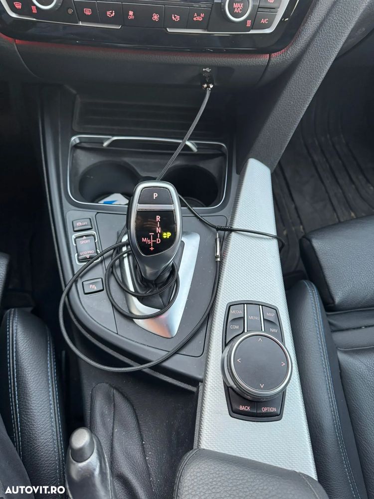 BMW 3 Series 2019 — imagine 26