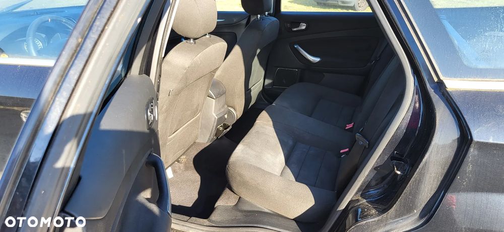 Ford Mondeo 2.0 TDCi Black Magic - 13