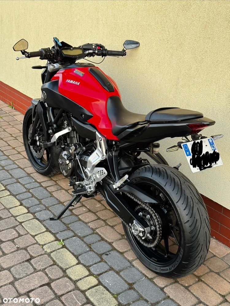 Yamaha MT - 6