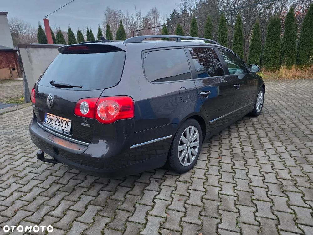 Volkswagen Passat 2.0 TDI Comfortline - 9