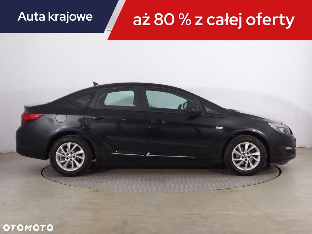 Opel Astra - 8
