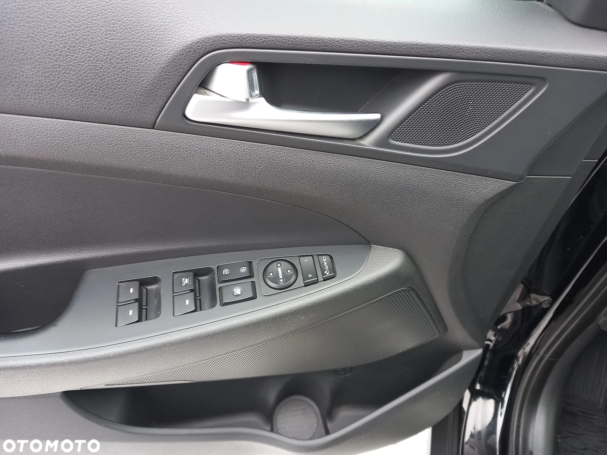 Hyundai Tucson 1.7 CRDI BlueDrive Comfort 2WD DCT - 15