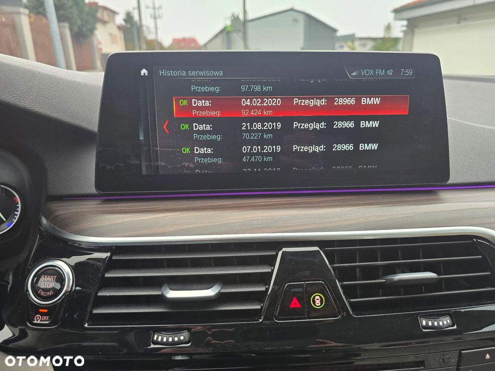 BMW Seria 5 520d Sport Line - 17