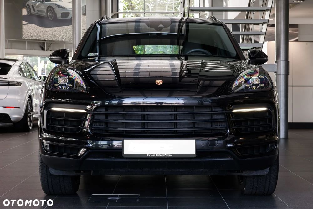 Porsche Cayenne Standard - 4