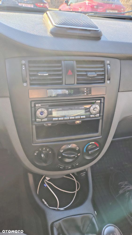 Chevrolet Lacetti 1.4 SE / Star (klm) - 11