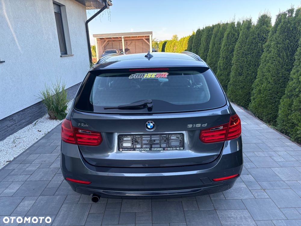 BMW Seria 3 318d Sport Line EU6 - 10