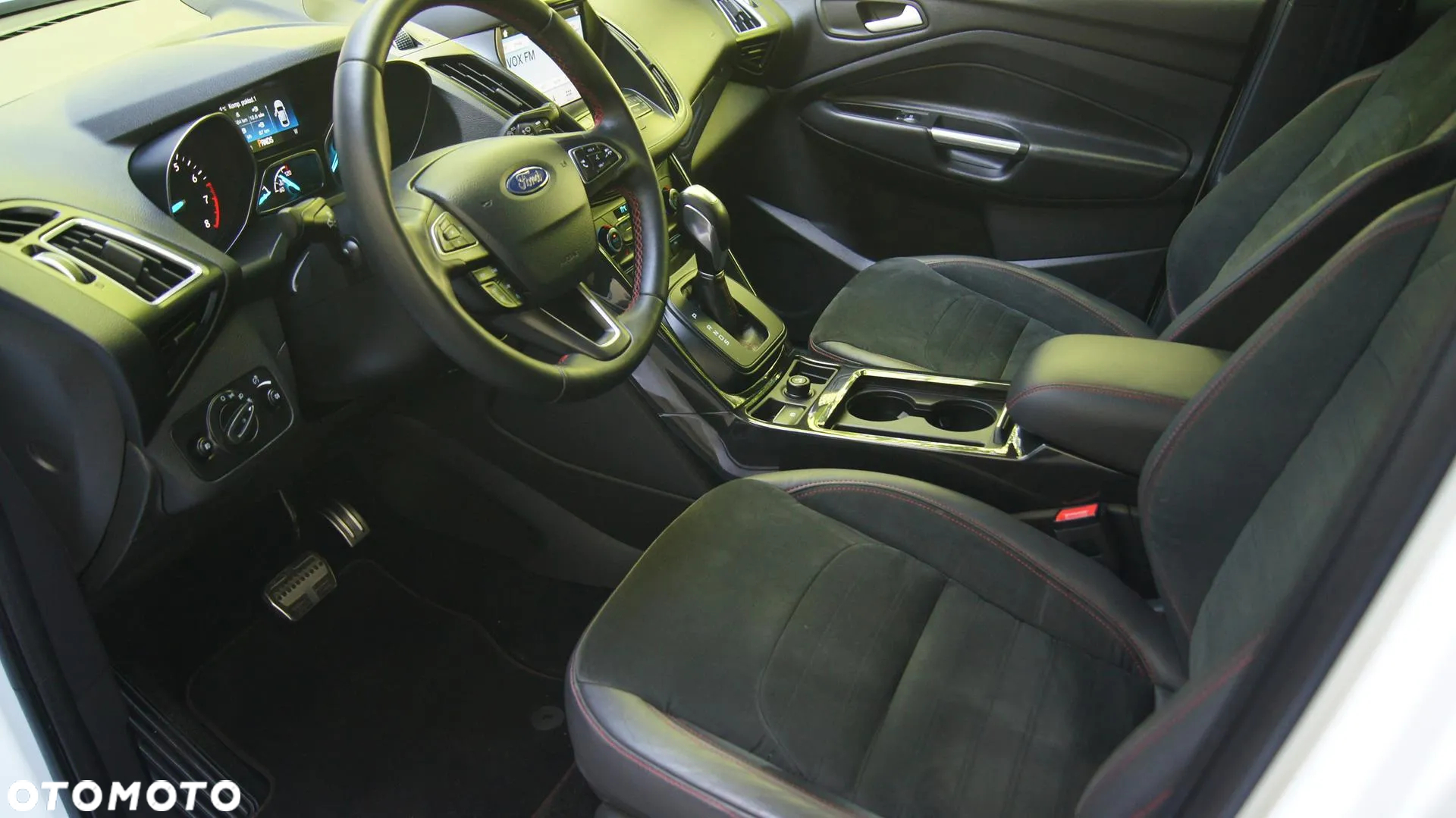 Ford Kuga 1.5 EcoBoost AWD ST-Line ASS - 10