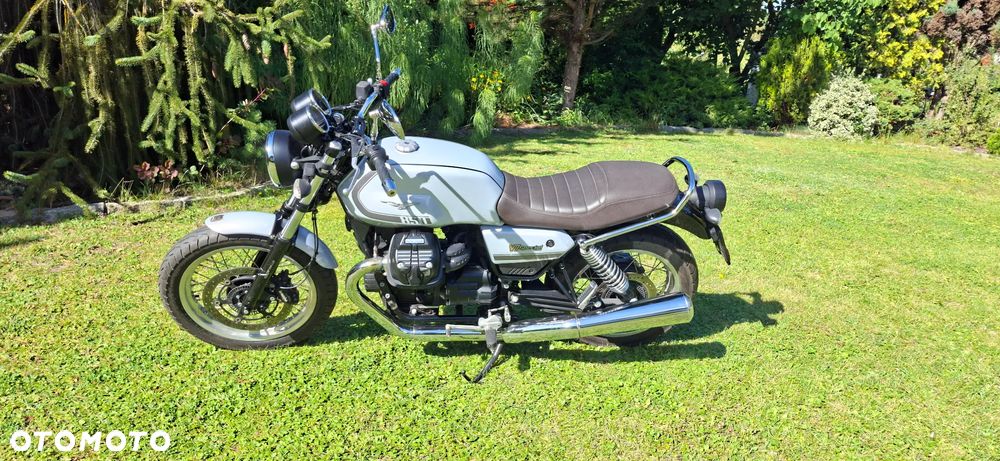 Moto Guzzi V7 - 7