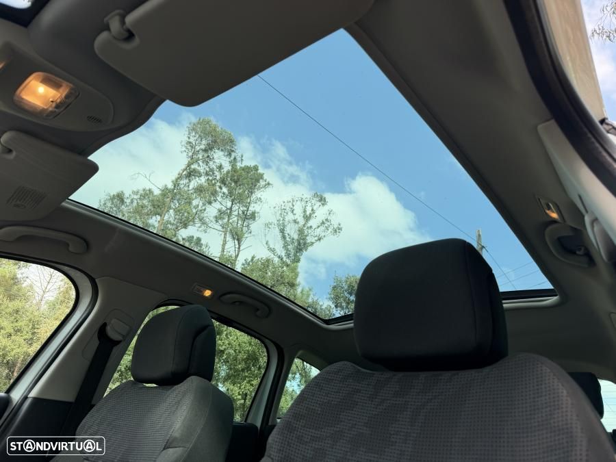 Peugeot 3008 - 12