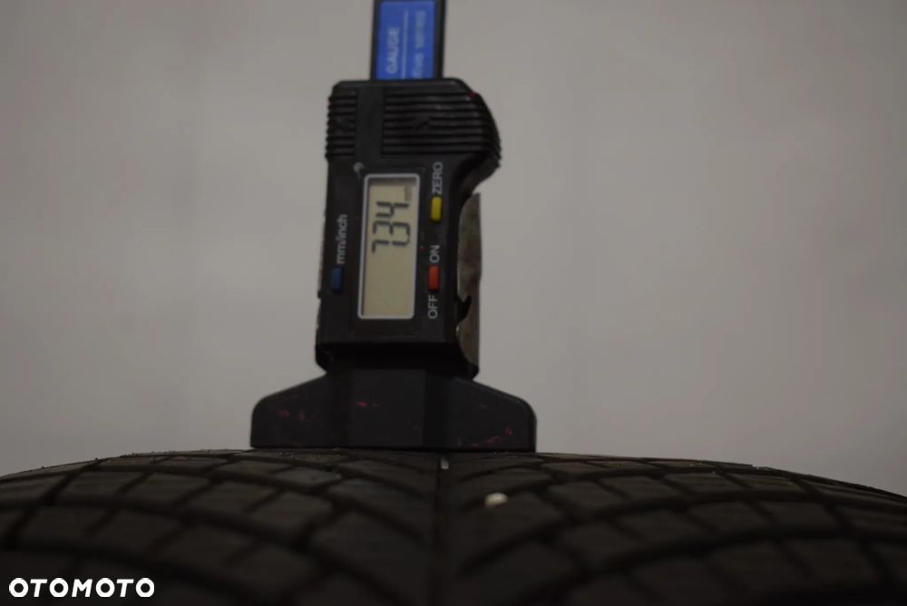 R17 225/45 Goodyear Vector 4 Seasons GEN-3 Cena za parę - 4