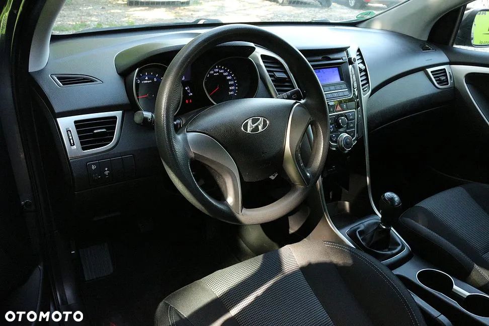 Hyundai i30 1.4 Classic - 11