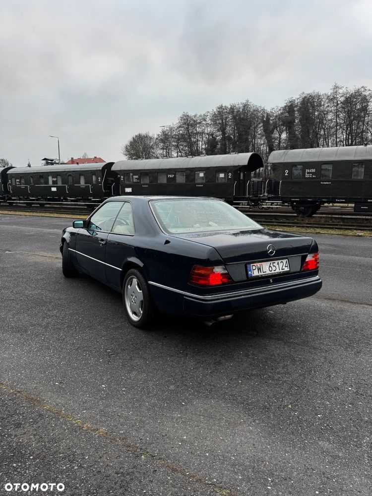 Mercedes-Benz W124 (1984-1993) - 3