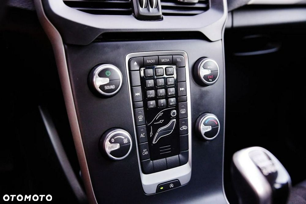 Volvo V40 D2 Kinetic - 15