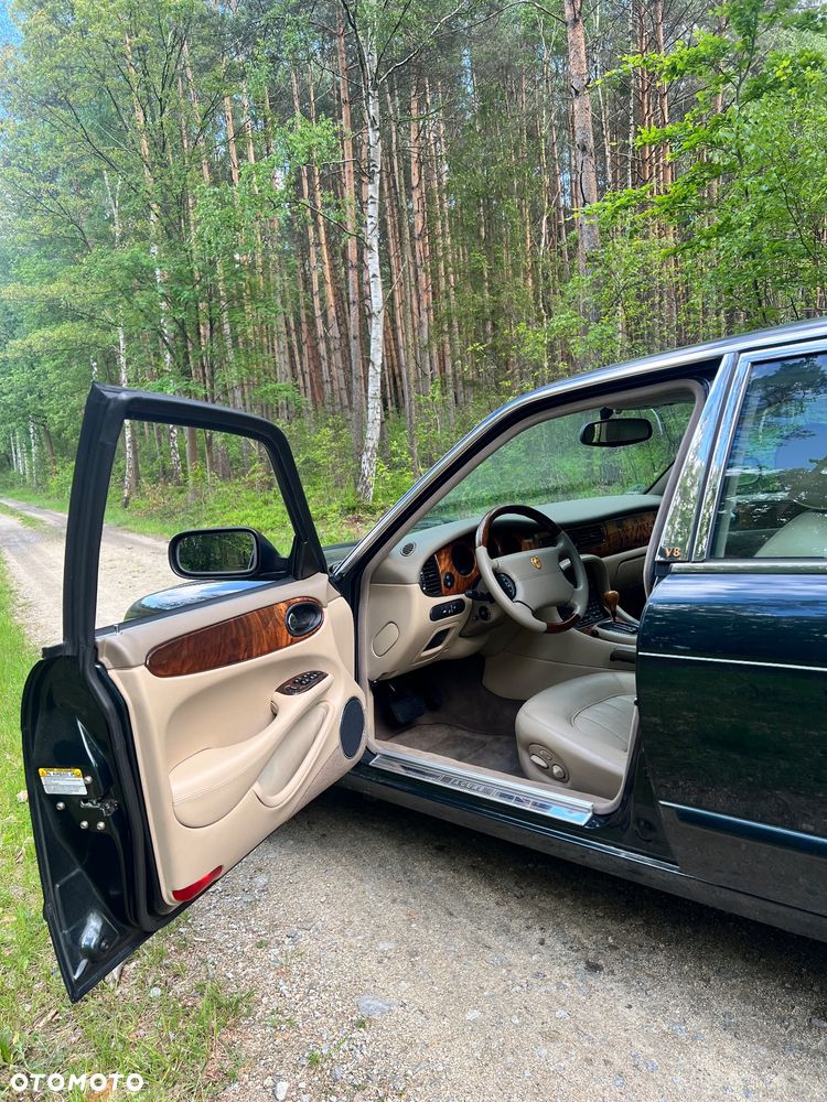 Jaguar XJ Sovereign 4.0 - 10