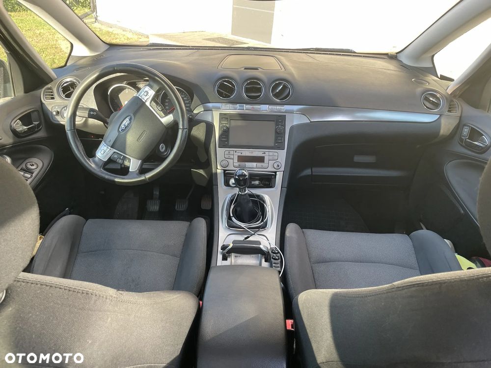 Ford S-Max 2.0 TDCi DPF Ambiente - 10