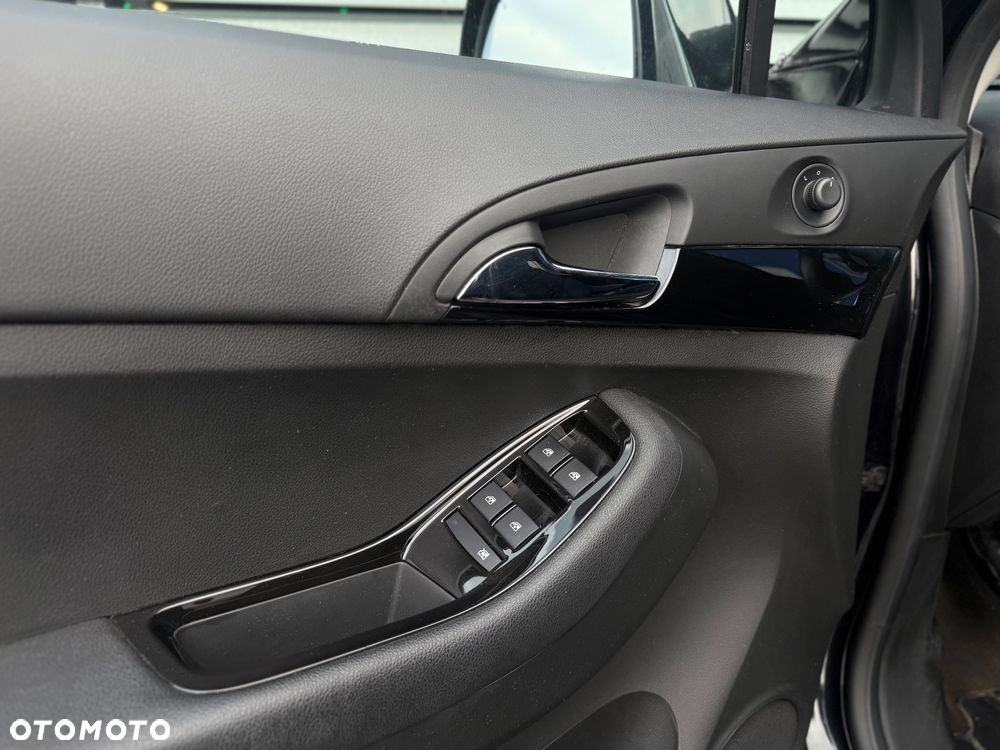 Chevrolet Orlando - 14