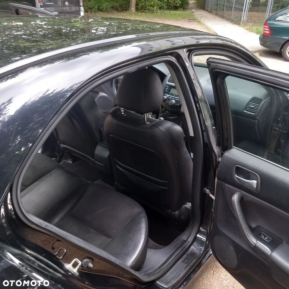 Honda Accord 2.0 i Executive - 18