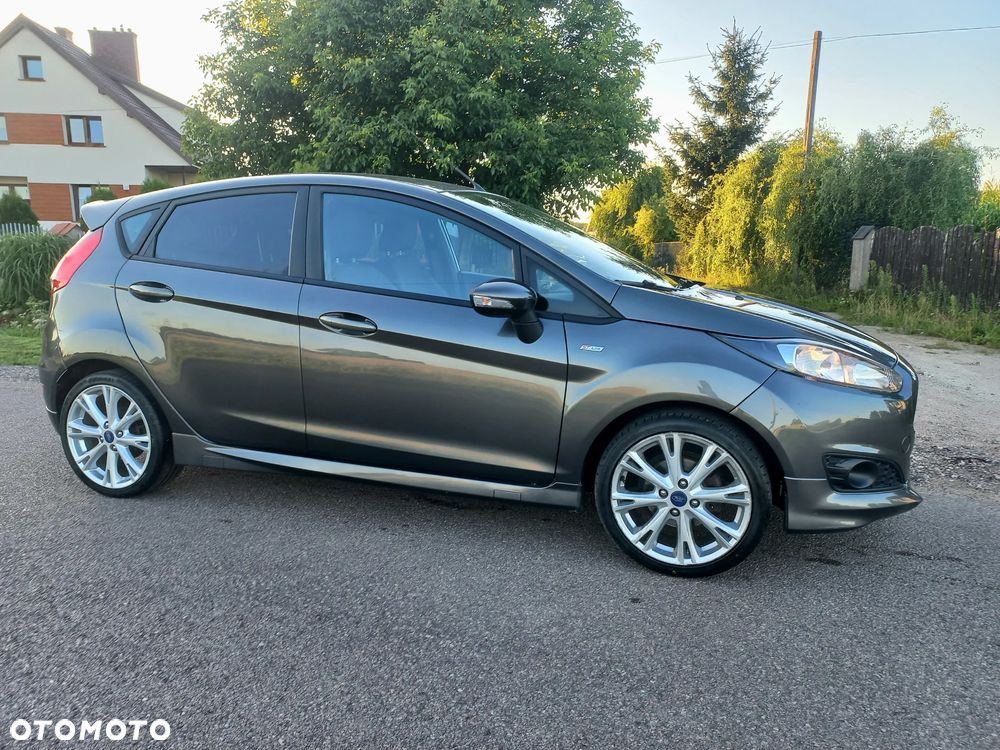 Ford Fiesta - 4