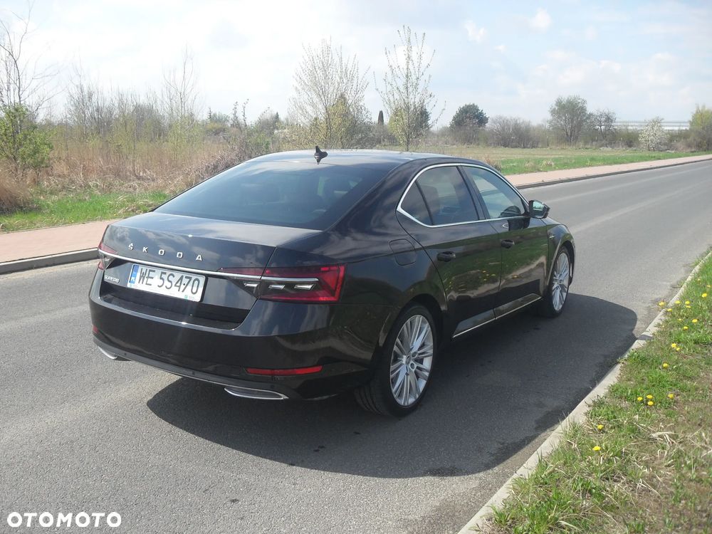 Skoda Superb 2.0 TSI L&K DSG - 5