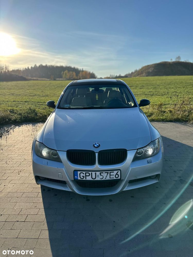 BMW Seria 3 325i xDrive - 5