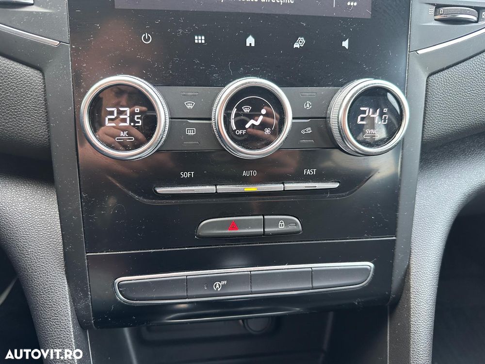 Renault Megane TCe 140 EDC GPF Intens - 6