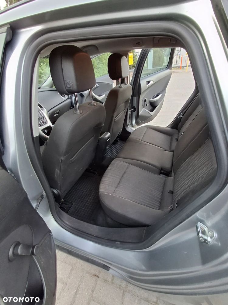 Opel Astra 1.6 - 12
