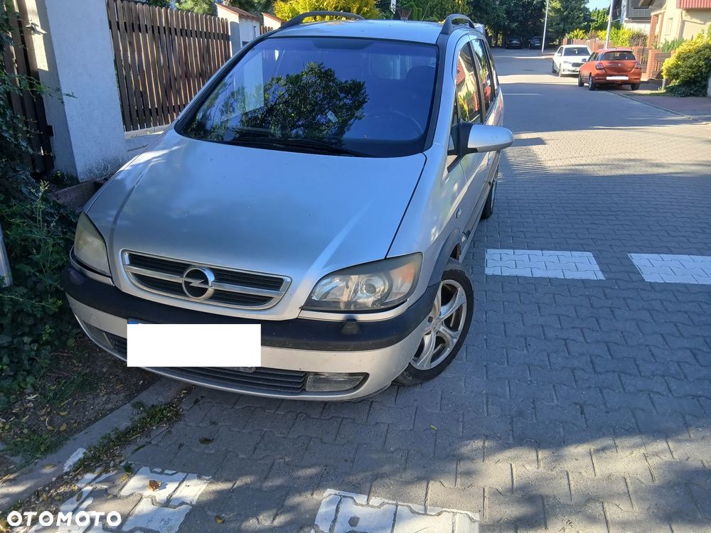 Opel Zafira 2.2 Elegance - 2