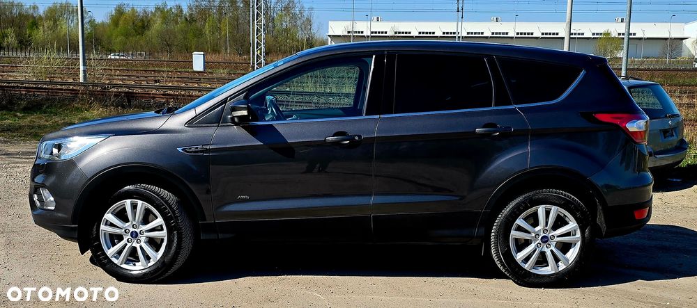 Ford Kuga - 3