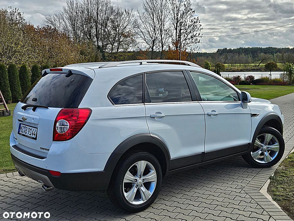 Chevrolet Captiva - 4