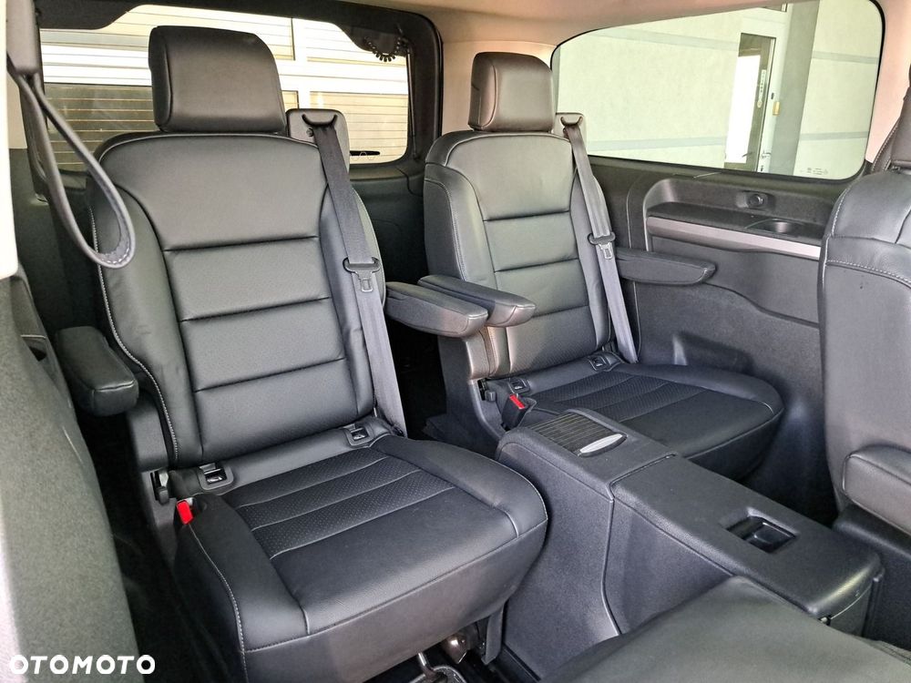 Toyota Proace Verso 2.0 D4-D Long VIP - 23