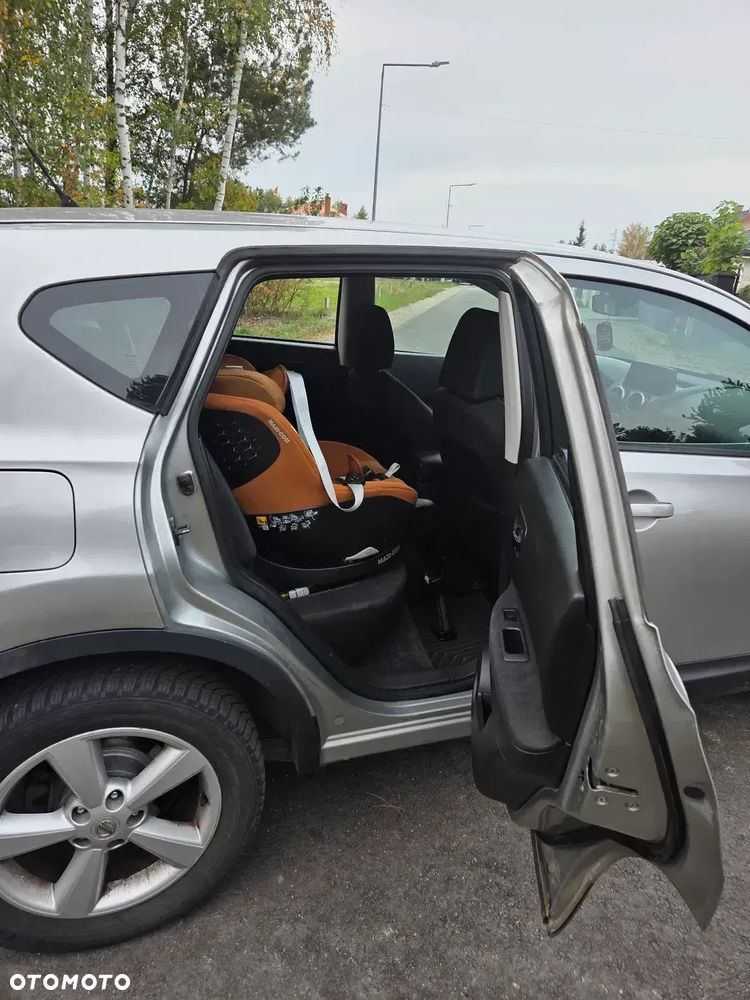 Nissan Qashqai - 10
