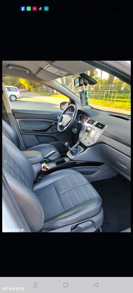 Ford Kuga - 11