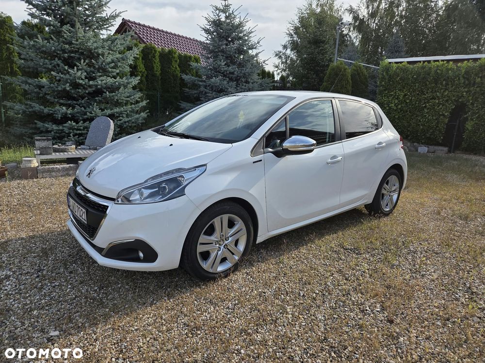 Peugeot 208 I (2012-2019) PureTech 110 Stop & Start EAT6 Allure, 2019