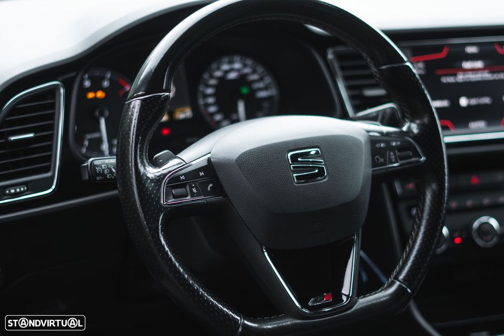 SEAT Leon SC 2.0 TSI S&S DSG Cupra 300 - 38
