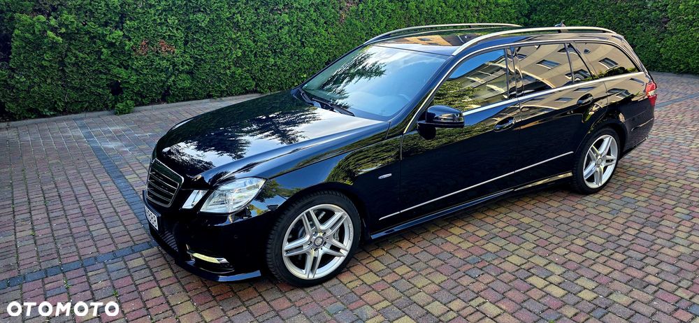 Mercedes-Benz Klasa E 350 CDI DPF 4Matic BlueEFFICIENCY 7G-TRONIC Avantgarde - 23