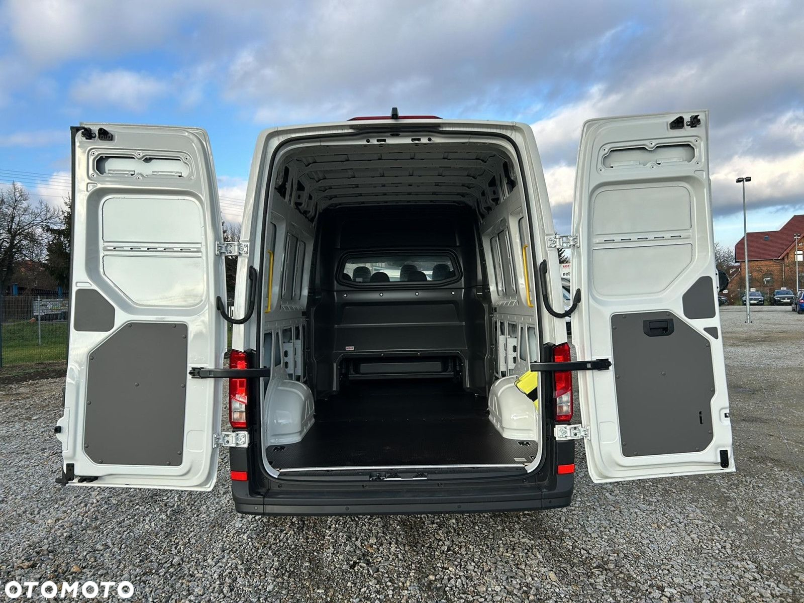 Volkswagen Crafter 35 Brygadówka/Furgon AUTOMAT (ZVG) L4H3, 2.0BiTDI 177KM, 4490 mm, Wysoki dach - 11