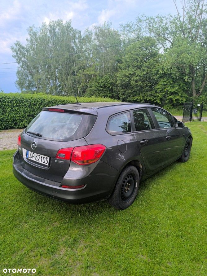 Opel Astra 1.7 CDTI Cosmo - 3