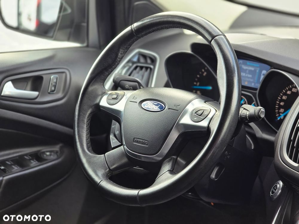 Ford Kuga 2.0 TDCi 4x4 Trend - 27