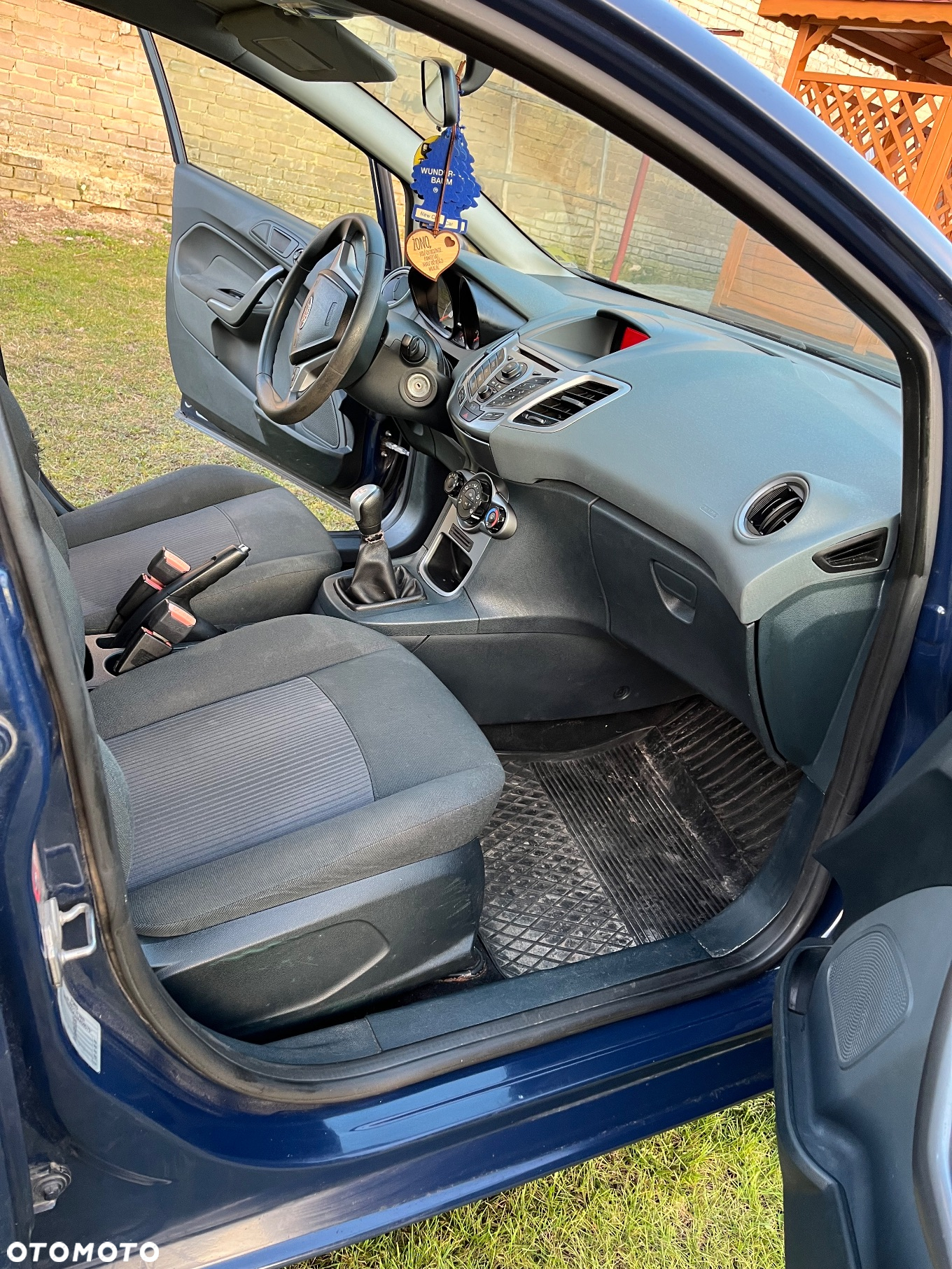 Ford Fiesta 1.4 TDCi Ambiente - 7