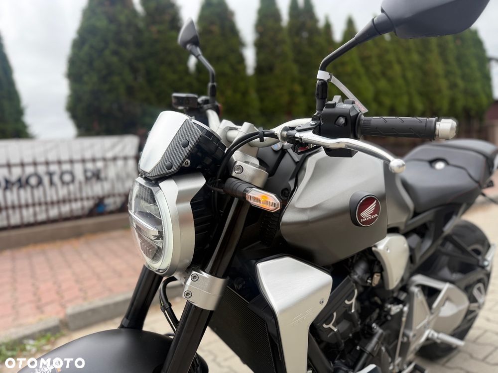 Honda CB - 19