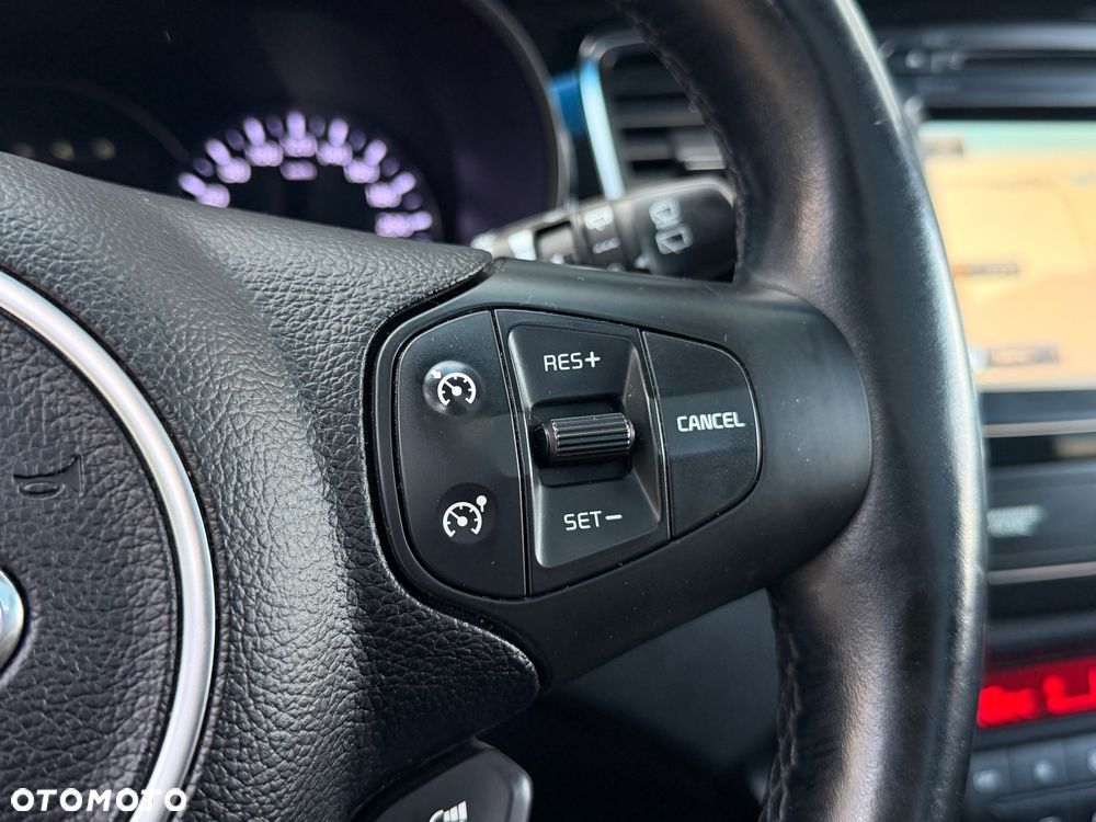 Kia Carens 1.7 CRDi XL 7os 7DCT - 21