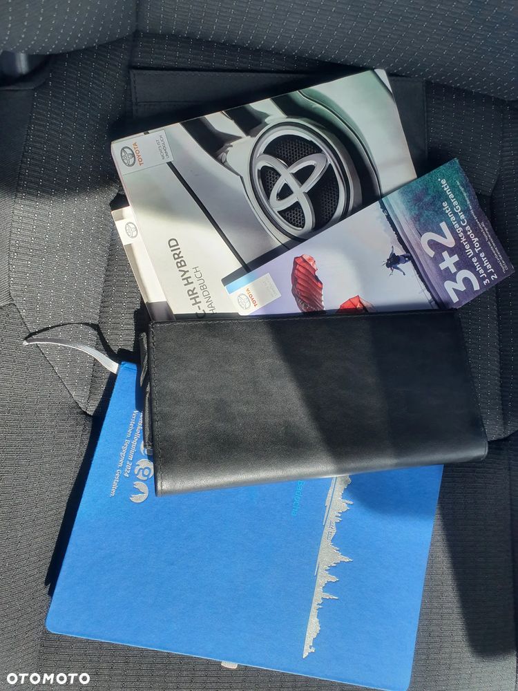 Toyota C-HR Business-Edition - 14